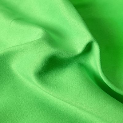 100% recyceltes Polyester Twill gebürstet Pfirsich Haut Strandhosen Jacke Stoff