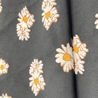 100% Polyester 50D 68Dx50D 68D Zusammengesetztes Seidenlinne Druckkleid