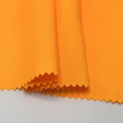 113gm 100% Polyester Twill Pfirsich Haut Strandhosen Wasserdichtes Gewebe