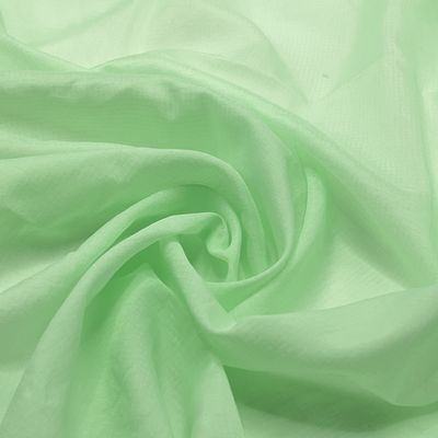 100% Nylon Kleidungsstoff Wasserdicht 20D Plaid 35gsm Sonnenschutz Anzug mit Spritzfestem Stoff